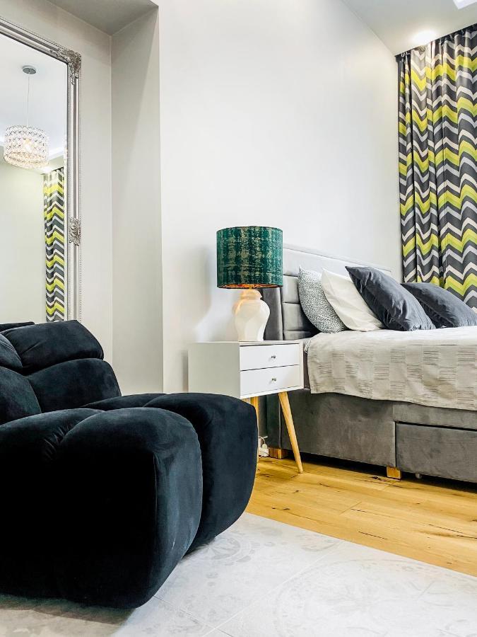 Charming Studio With Air Conditioning, Old Town & Kazimierz Cracovia Esterno foto